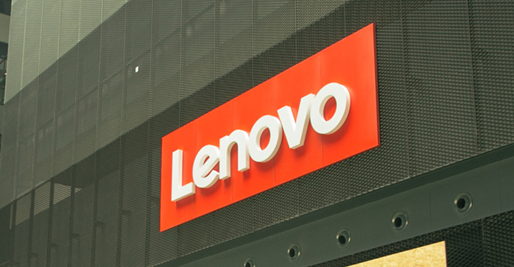 Lenovo in the Lead of the Global PC Market in Q4