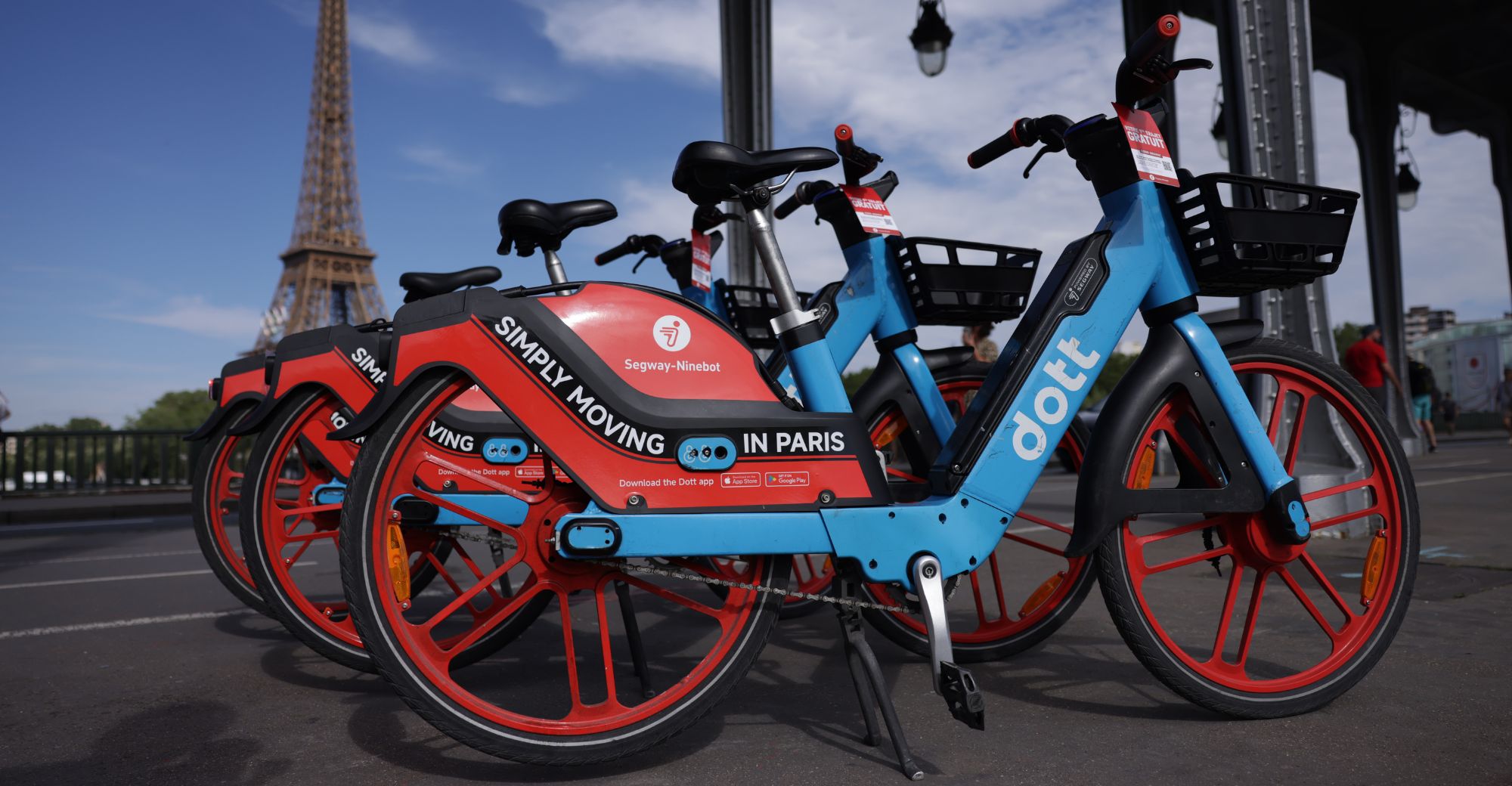 Segway Fuels Paris Summer Mobility: 10,000 Free Rides to Promote Green Transit