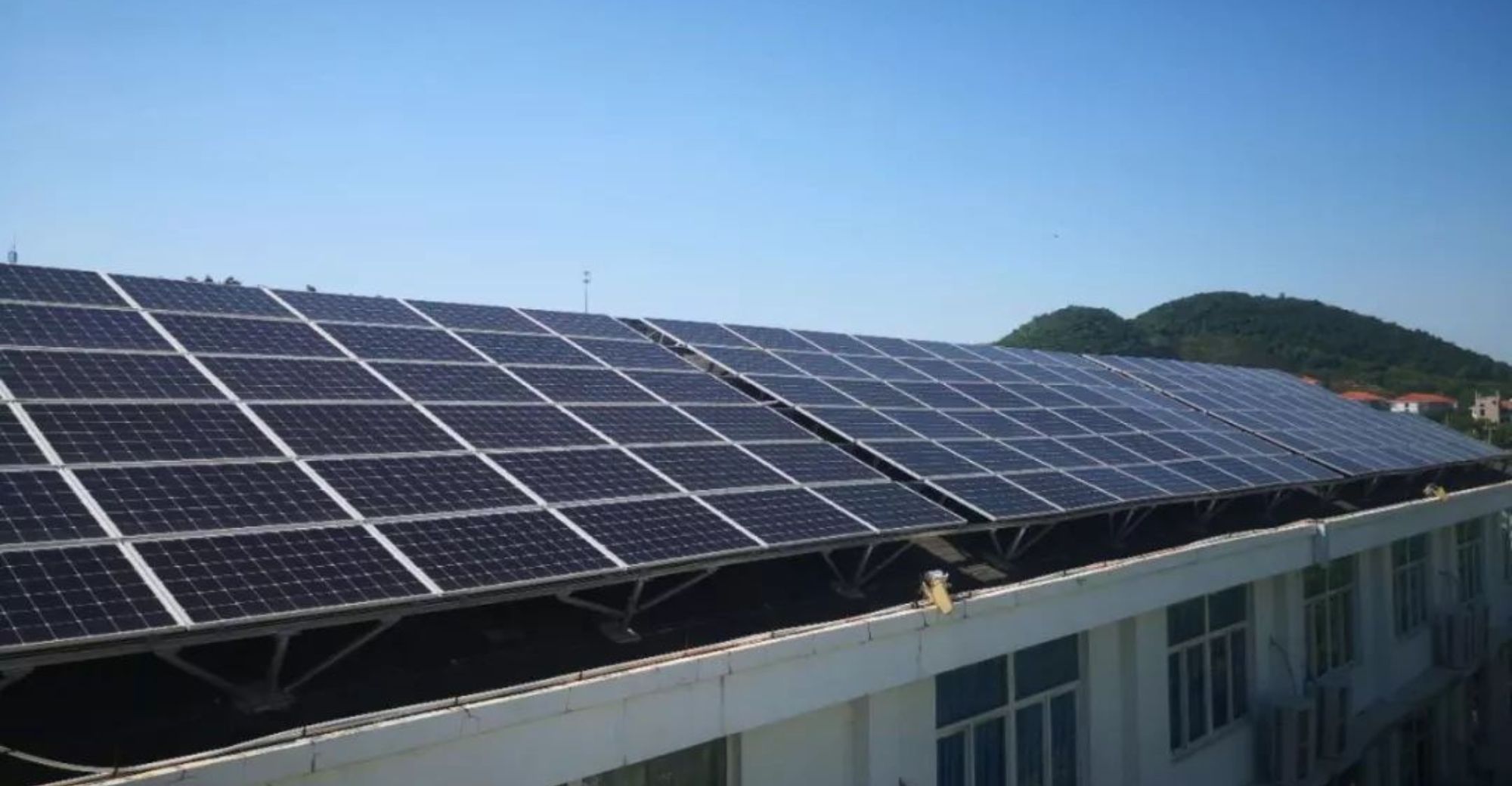 Major Photovoltaics Project in Hainan Successfully Linked to Grid